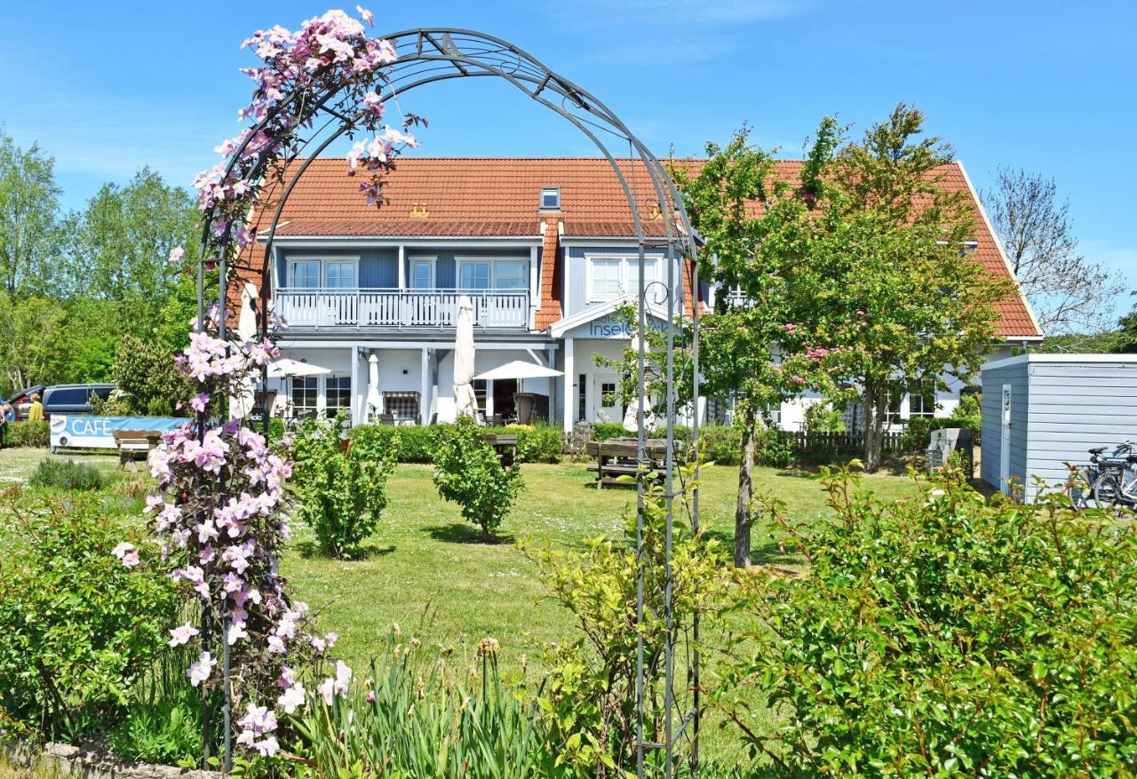 Hotel Inselglueck Lohme Exterior photo